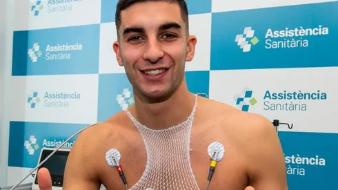 Ferran Torres y su revisión médica con Barcelona.