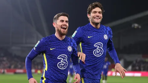 Jorginho y Marcos Alonso celebrando el segundo gol.