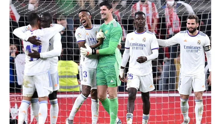 Festejo del triunfo de Real Madrid.