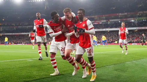 Arsenal goleó a Sunderland y avanzó.
