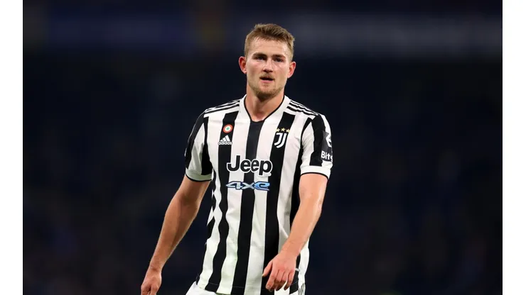 De Ligt, con un pie afuera de Juventus.