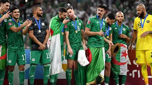 Argelia en festejo de la Copa Árabe.