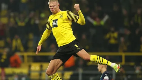 Erling Haaland en tremendo festejo de gol.
