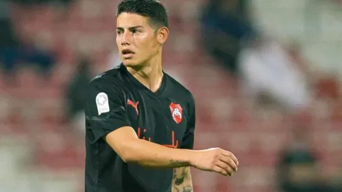 James Rodríguez en acción con Al-Rayyan.