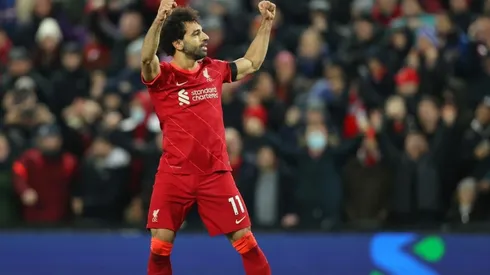 Mohamed Salah pudo contra Emiliano Martínez y Liverpool ganó.