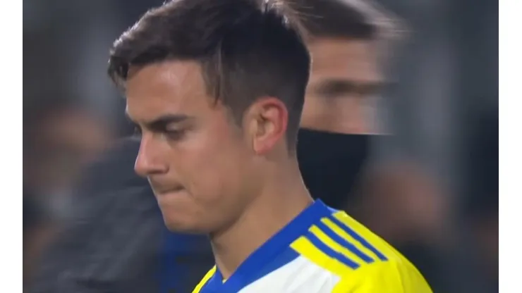 La bronca de Dybala por salir del campo de juego lesionado.