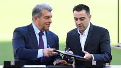 Joan Laporta y Xavi Hernández, presidente y entrenador del Barcelona.