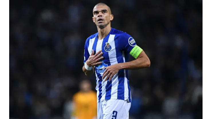 Pepe, defensor del Porto.