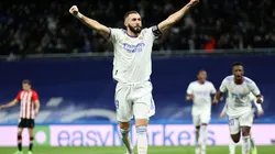 Festejo de gol de Benzema.