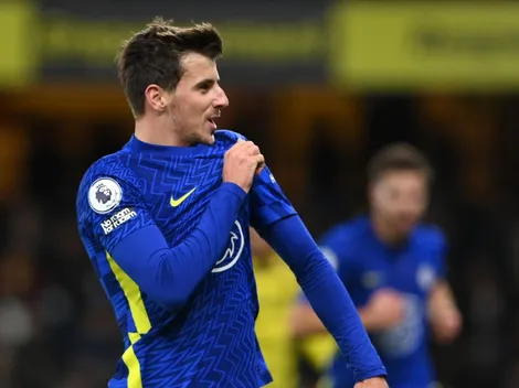 Chelsea despertó a tiempo ante Watford y se mantiene como líder de la Premier League