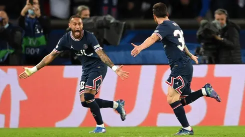 Neymar y Lionel Messi, compañeros en PSG.