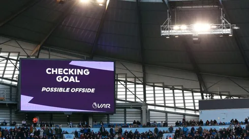 VAR en la Premier League.