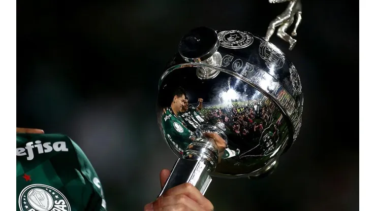 Palmeiras con la Copa Libertadores.