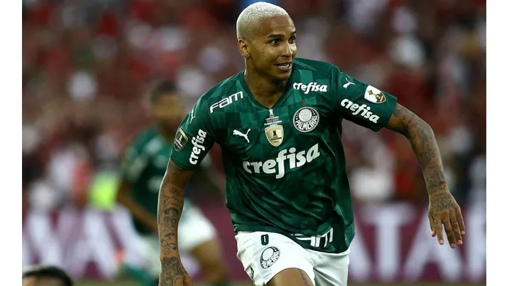 Deyverson en festejo de gol.