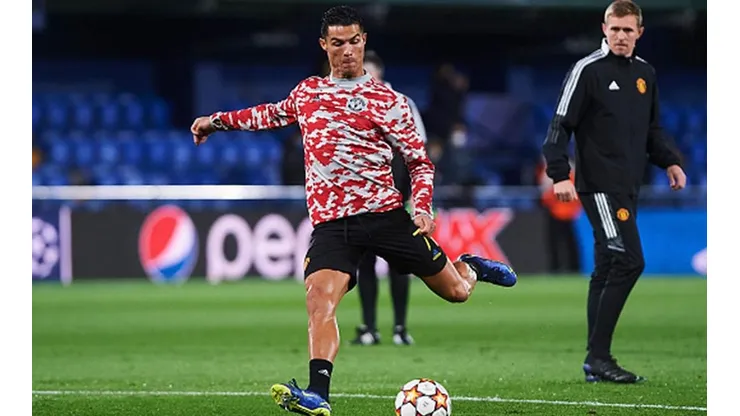 Cristiano Ronaldo acompañado de los gemelos.