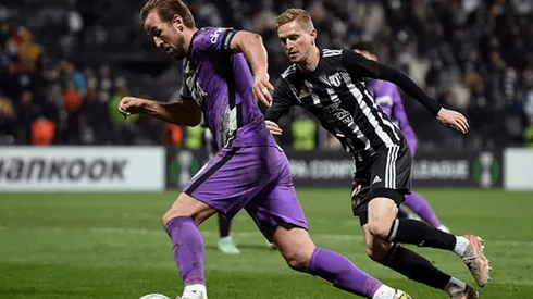 Harry Kane en acción de Tottenham ante Mura.