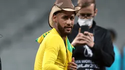 Neymar en festejo de clasificación a Qatar 2022.