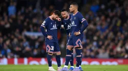 Lionel Messi, Neymar y Kylian Mbappé anoche contra Manchester City.
