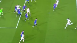 Otamendi la agarró de gran forma, clavó un golazo, pero se lo anularon.