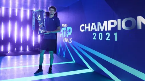 Alexander Zverev barrió a Daniil Medvedev y se quedó con el ATP Finals