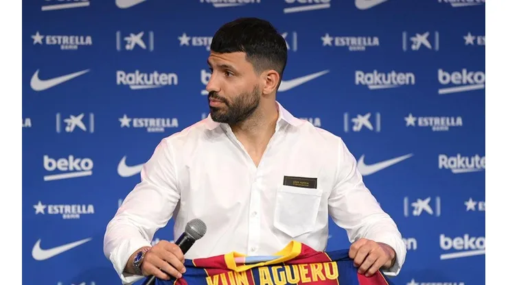 Agüero en presentación en Barcelona.