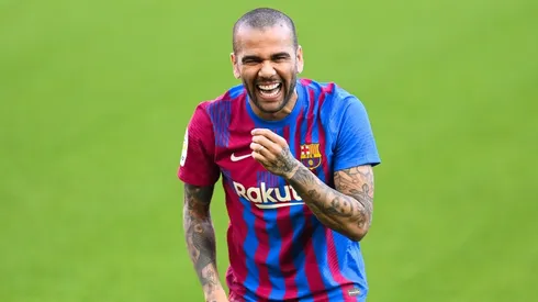 Dani Alves regresó a Barcelona.