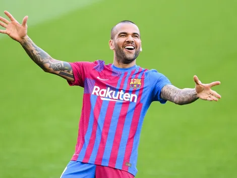 Barcelona sorprendió con una cláusula millonaria para Dani Alves