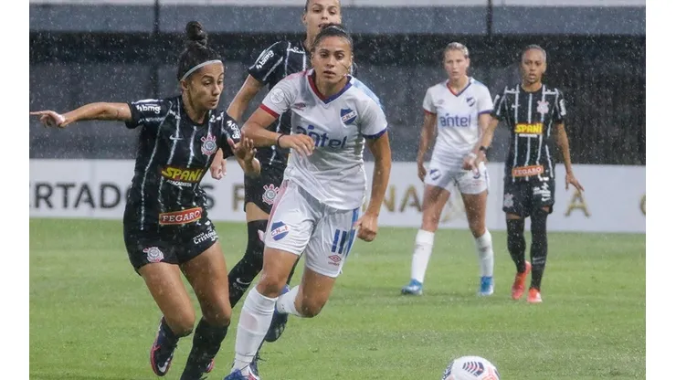 Corinthians en festejo de gol ante Nacional.