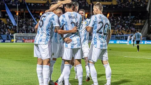 Festejo de gol de Argentina.