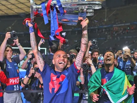 ¿Cuántos títulos ganó Dani Alves en su primer paso por Barcelona?