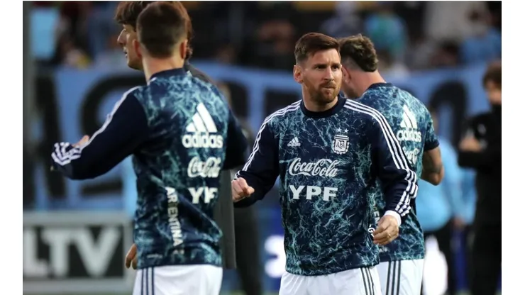 Messi irá al banco ante Uruguay.