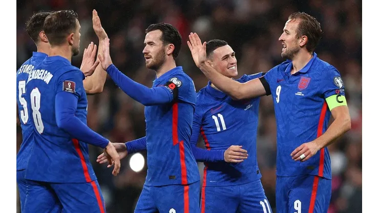 Festejo de gol de Inglaterra.