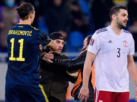 No le agradó: la dura reacción de Zlatan Ibrahimovic con el fanático que se coló a la cancha
