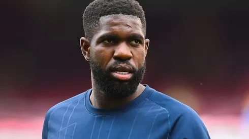 Umtiti en calentamiento con Barcelona.
