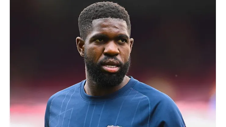 Umtiti en calentamiento con Barcelona.