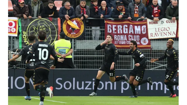 Venezia remontó el partido contra Roma