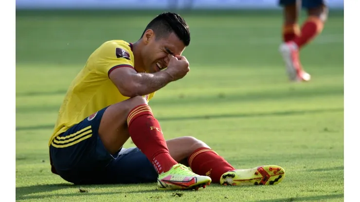 Radamel Falcao ante una noticia positiva y otra negativa.