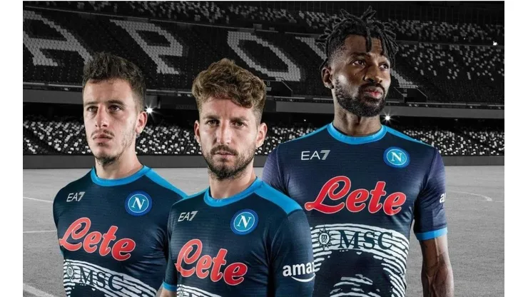 Napoli homenaje a Maradona a un año de su muerte.