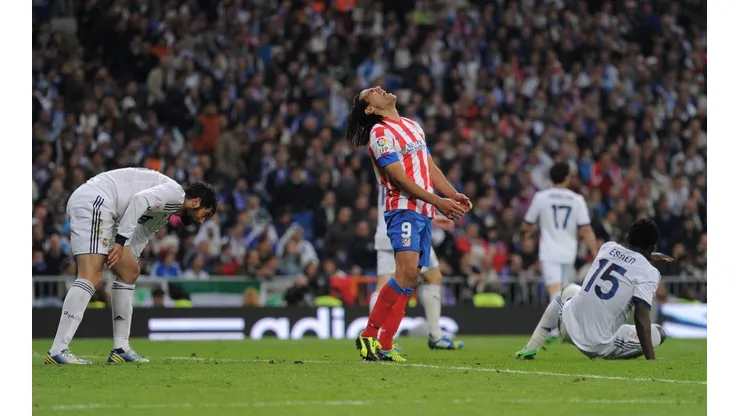 Falcao en Atlético de Madrid contra Real Madrid.