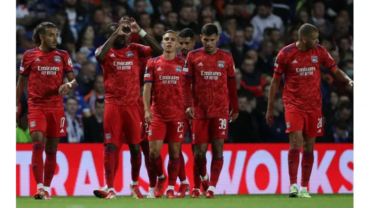 Lyon se clasificó a octavos con puntaje ideal.