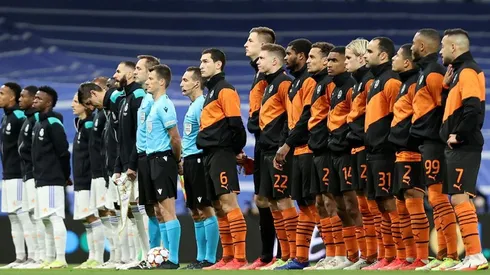 Shakhtar en formación ante Real Madrid.