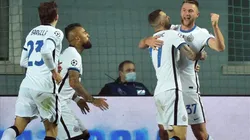 Festejo de gol de Inter.