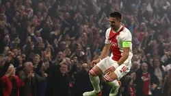 Dusan Tadic y un sacrificio por su equipo.