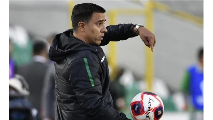 César Farías viaja a Washington con varias bajas para la selección de Bolivia.