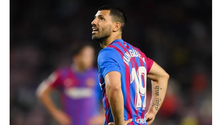 Kun Agüero estará de baja en Barcelona.