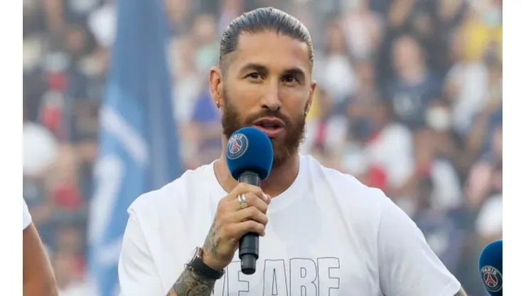 Sergio Ramos en su presentación con PSG.