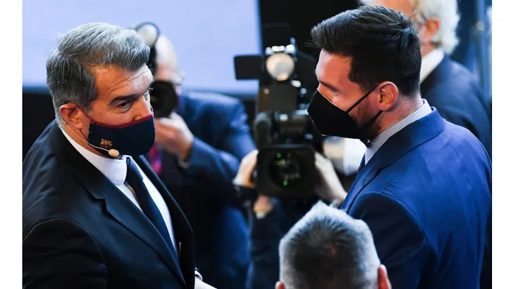 Joan Laporta y Lionel Messi en Barcelona.