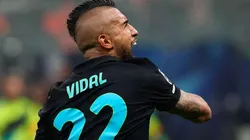 Arturo Vidal en festejo con Inter.