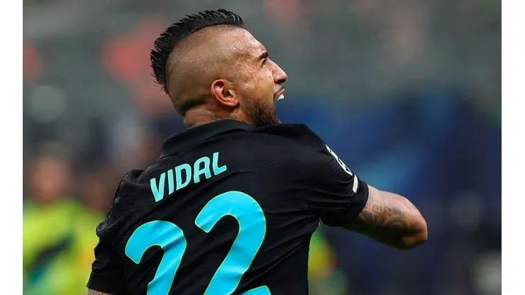 Arturo Vidal en festejo con Inter.