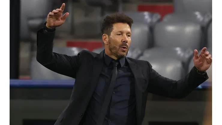 Diego Simeone se fue expulsado en el segundo tiempo.